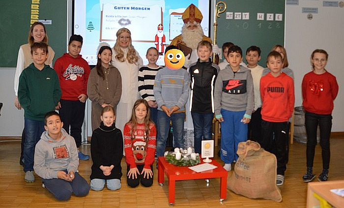 Nikolausbesuch 4.Klasse Nikolausbesuch 4.Klasse