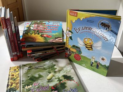 Neuer Lesestoff für unseren Bücherschrank